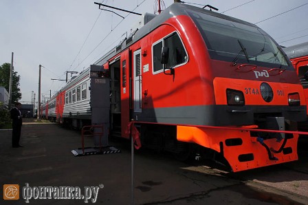 С 9 июня между Лугой и Санкт-Петербургом начнет курсировать электропоезд нового поколения